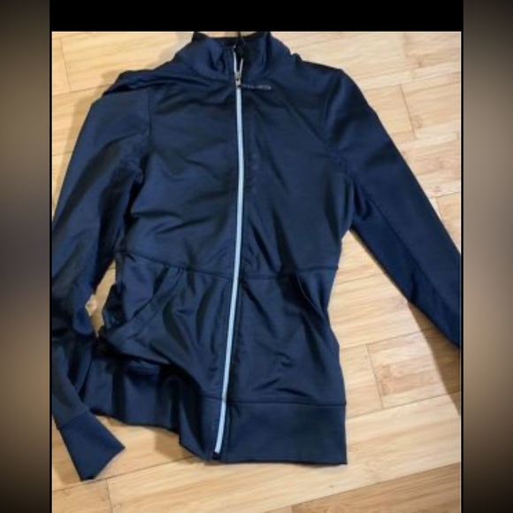 XS Athletic fit lightweight jacket